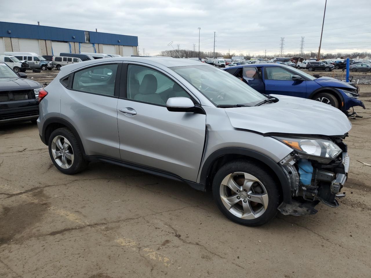 2018 HONDA HR-V LX - Image 4