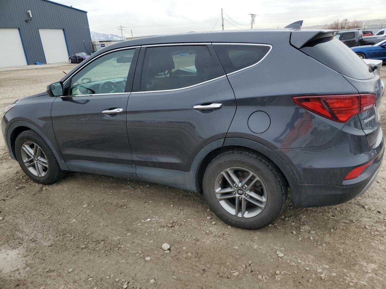 2017 HYUNDAI SANTA FE S - Image 2