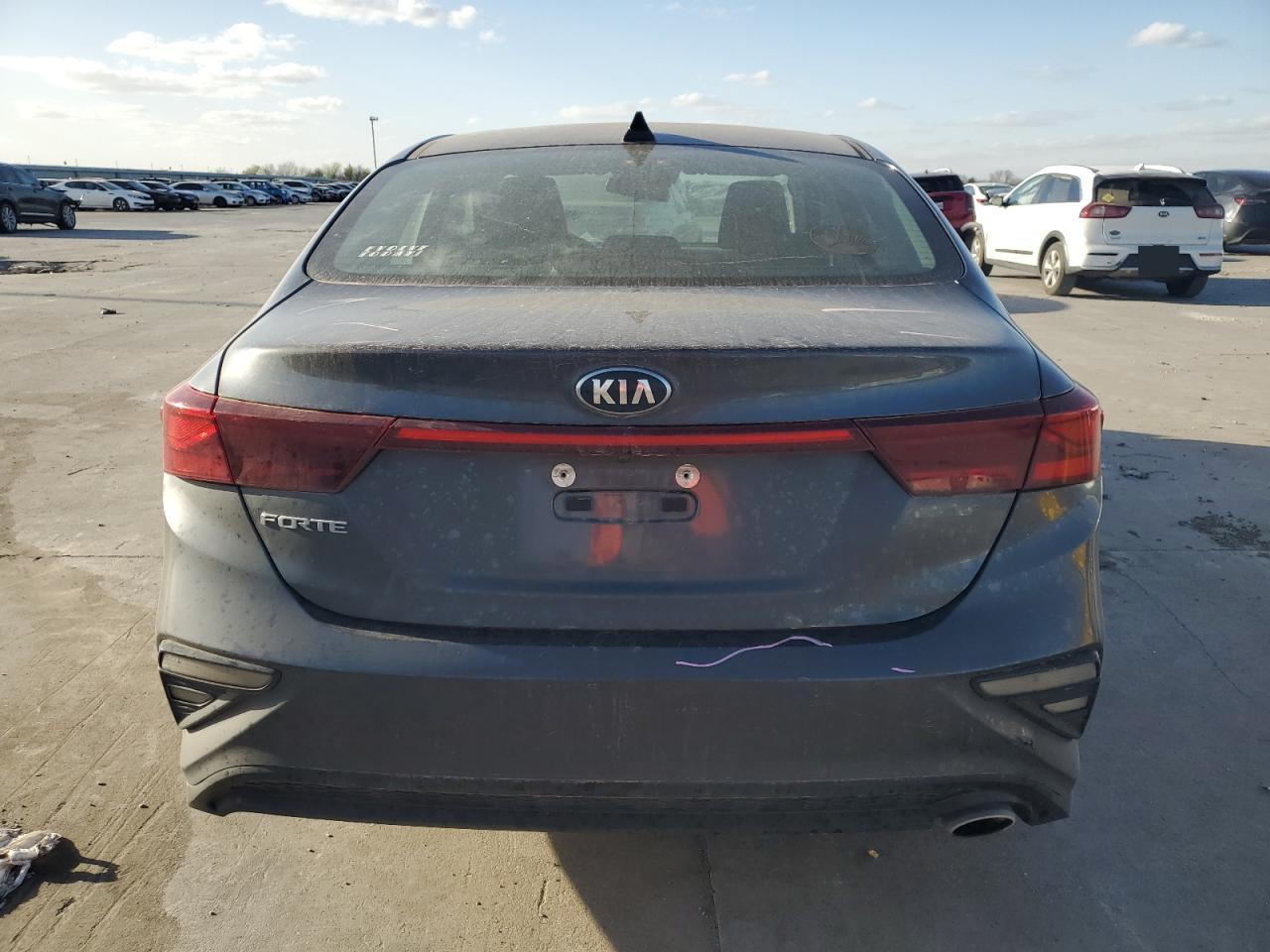 2021 KIA FORTE FE - Фото 6