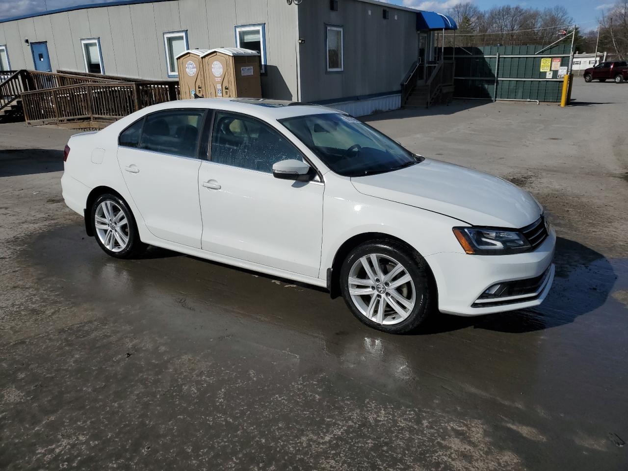 2016 VOLKSWAGEN JETTA SEL - Фото 4