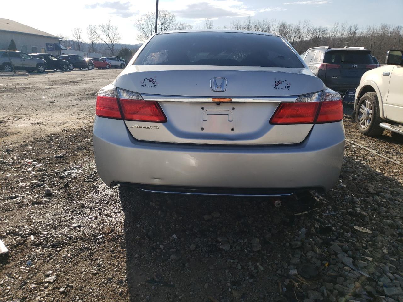 2014 HONDA ACCORD LX - Фото 6