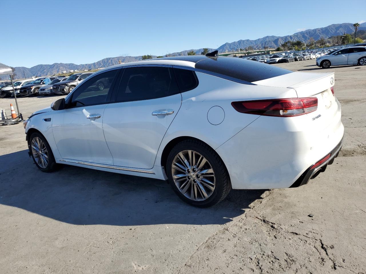 2016 KIA OPTIMA SXL - Фото 2