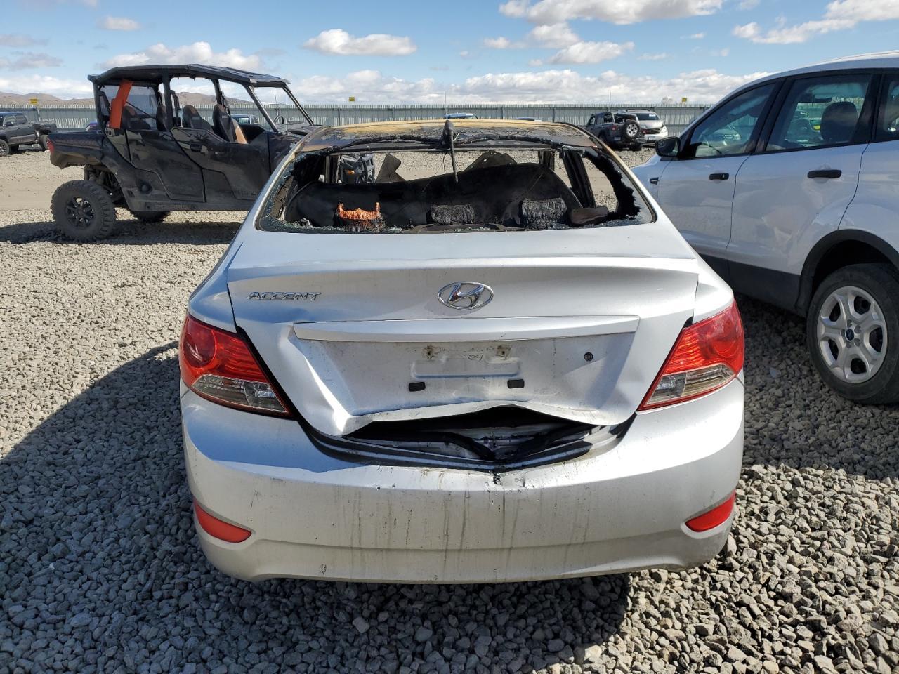 2012 HYUNDAI ACCENT GLS - Фото 6