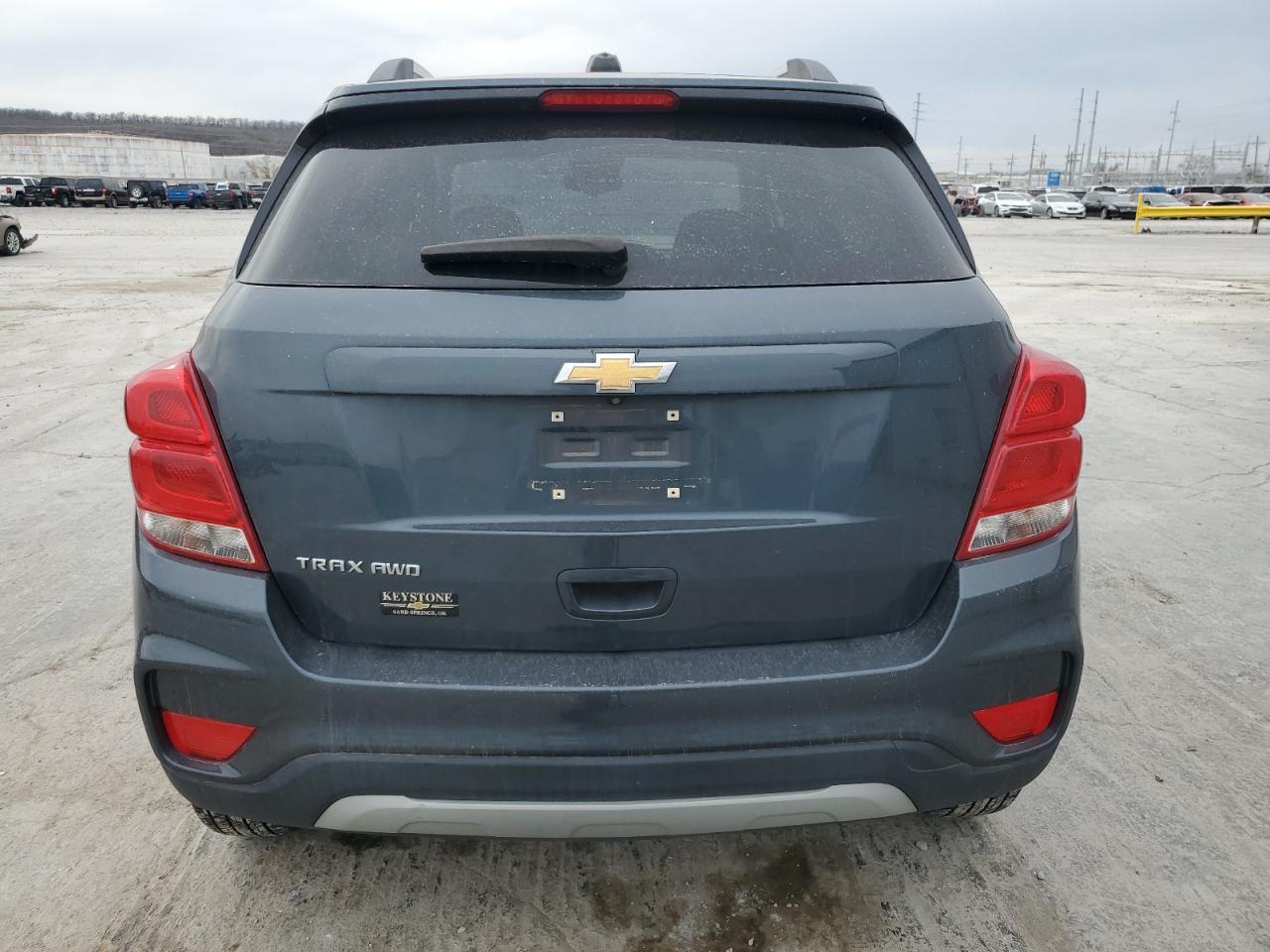 2021 CHEVROLET TRAX 1LT - Image 6