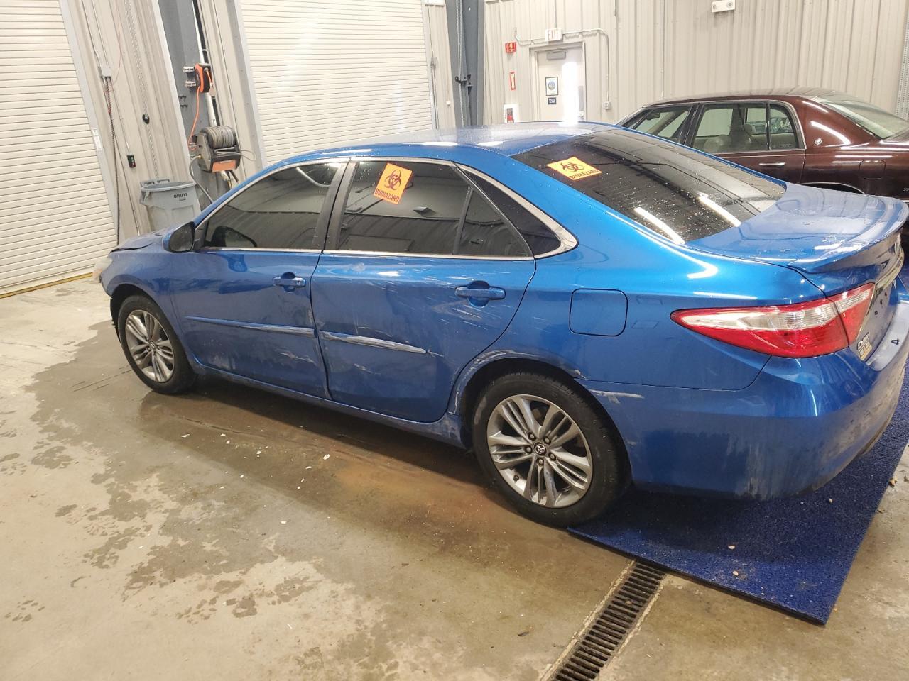 2017 TOYOTA CAMRY LE - Фото 2