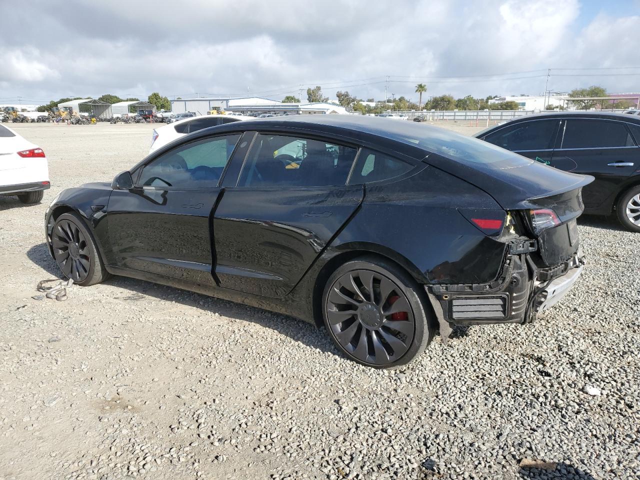 2022 TESLA MODEL 3 - Image 2