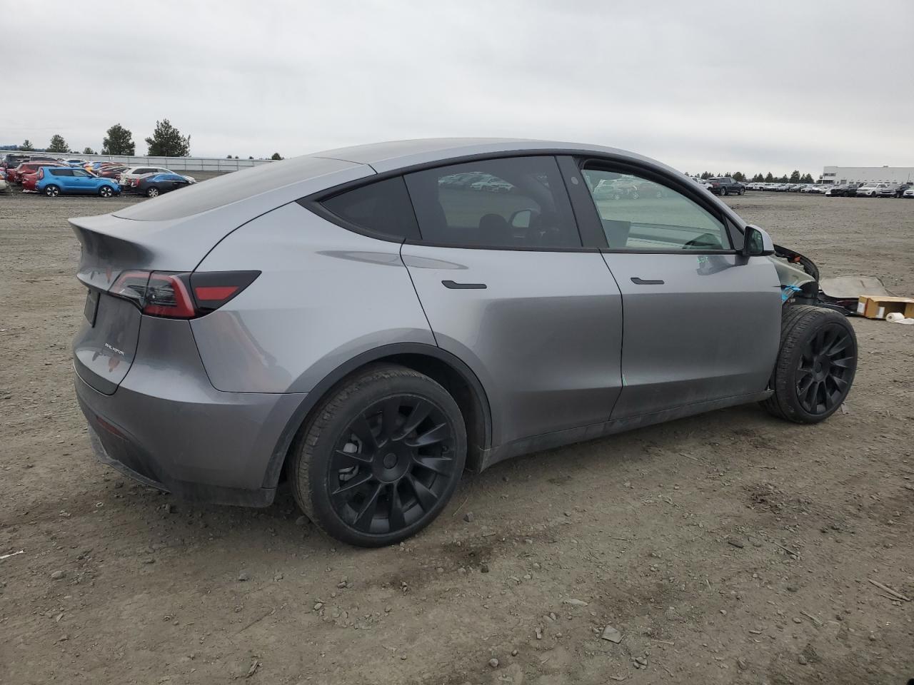2025 TESLA MODEL Y - Image 3