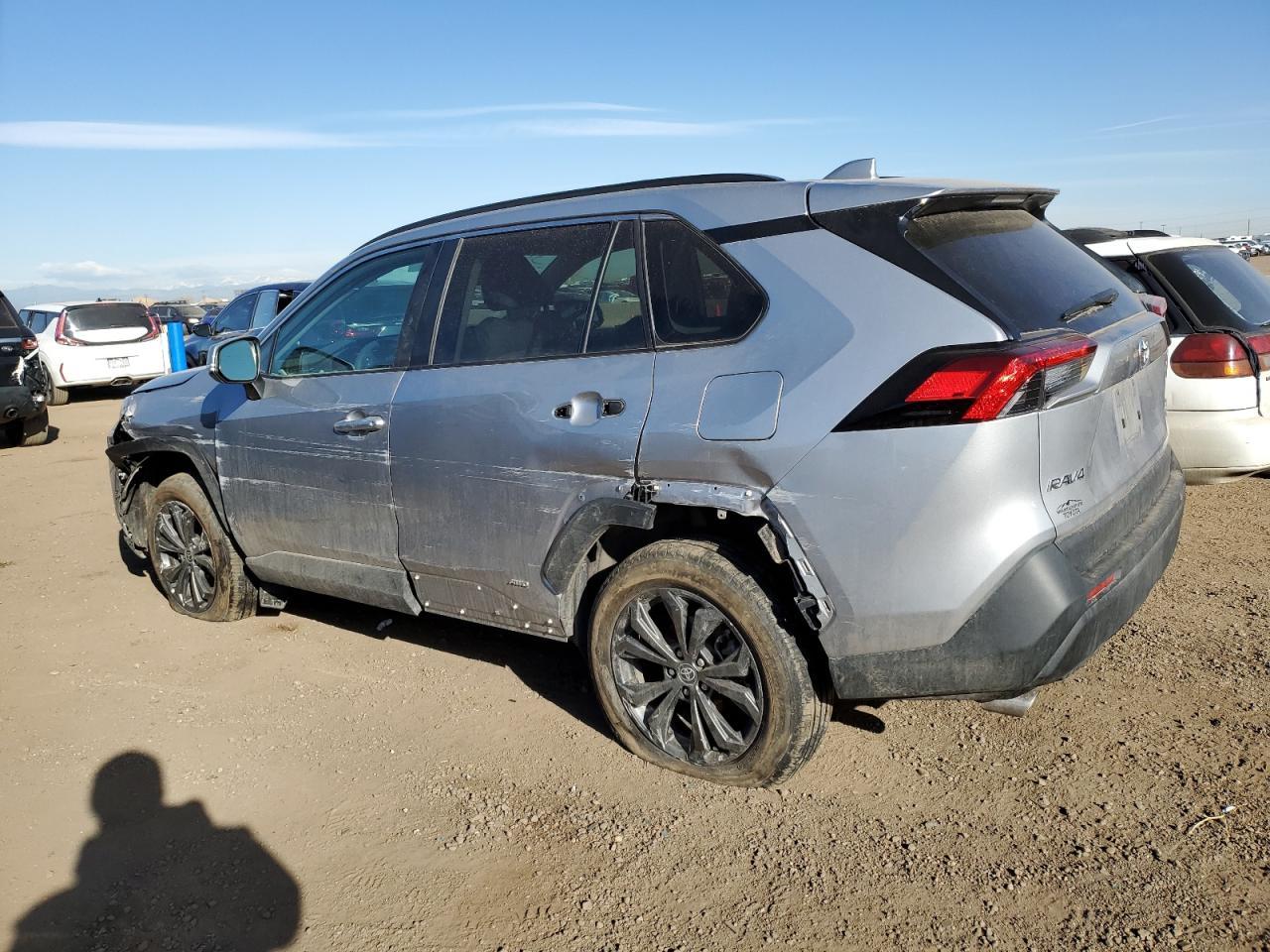 2022 TOYOTA RAV4 XLE P - Image 2