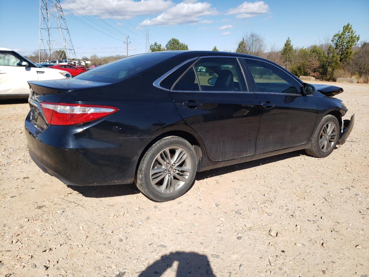 2017 TOYOTA CAMRY LE - Image 3