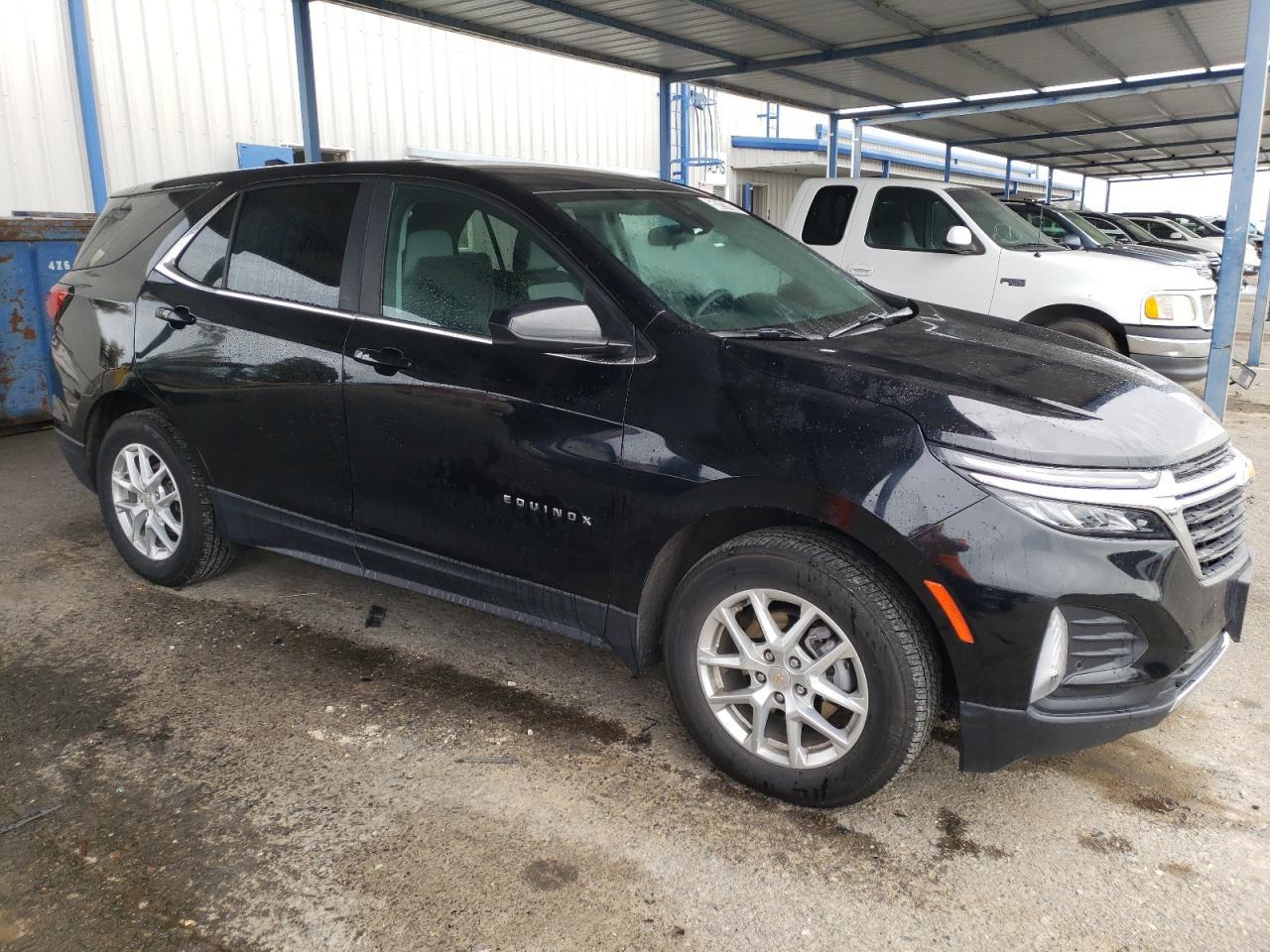 2024 CHEVROLET EQUINOX LT - Image 4