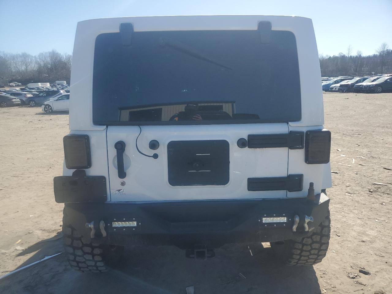 2017 JEEP WRANGLER U - Image 6
