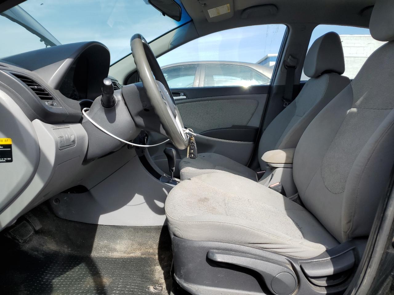 2012 HYUNDAI ACCENT GLS - Фото 7