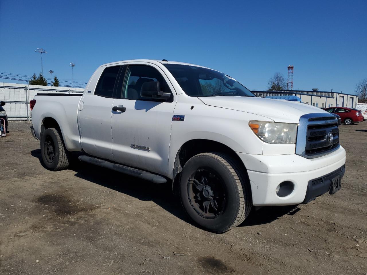2011 TOYOTA TUNDRA DOU - Фото 4