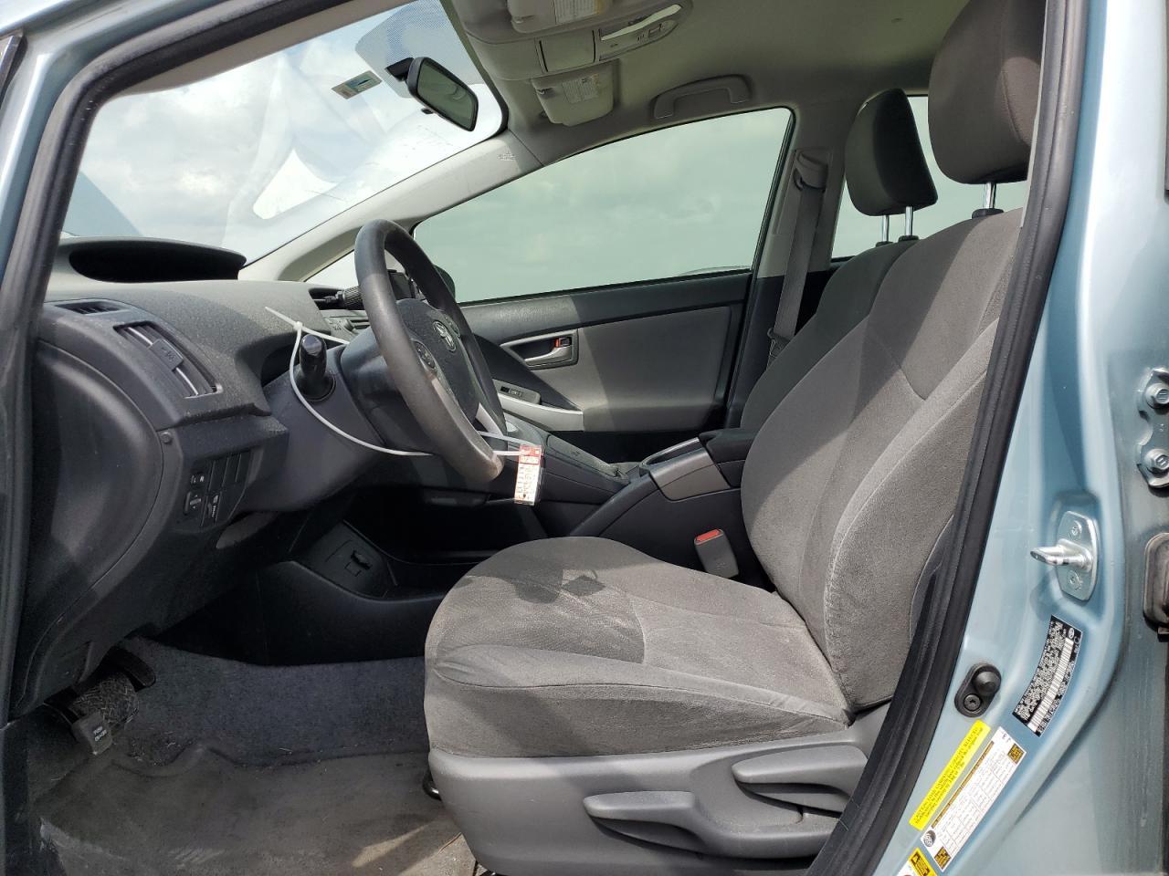 2015 TOYOTA PRIUS - Image 7