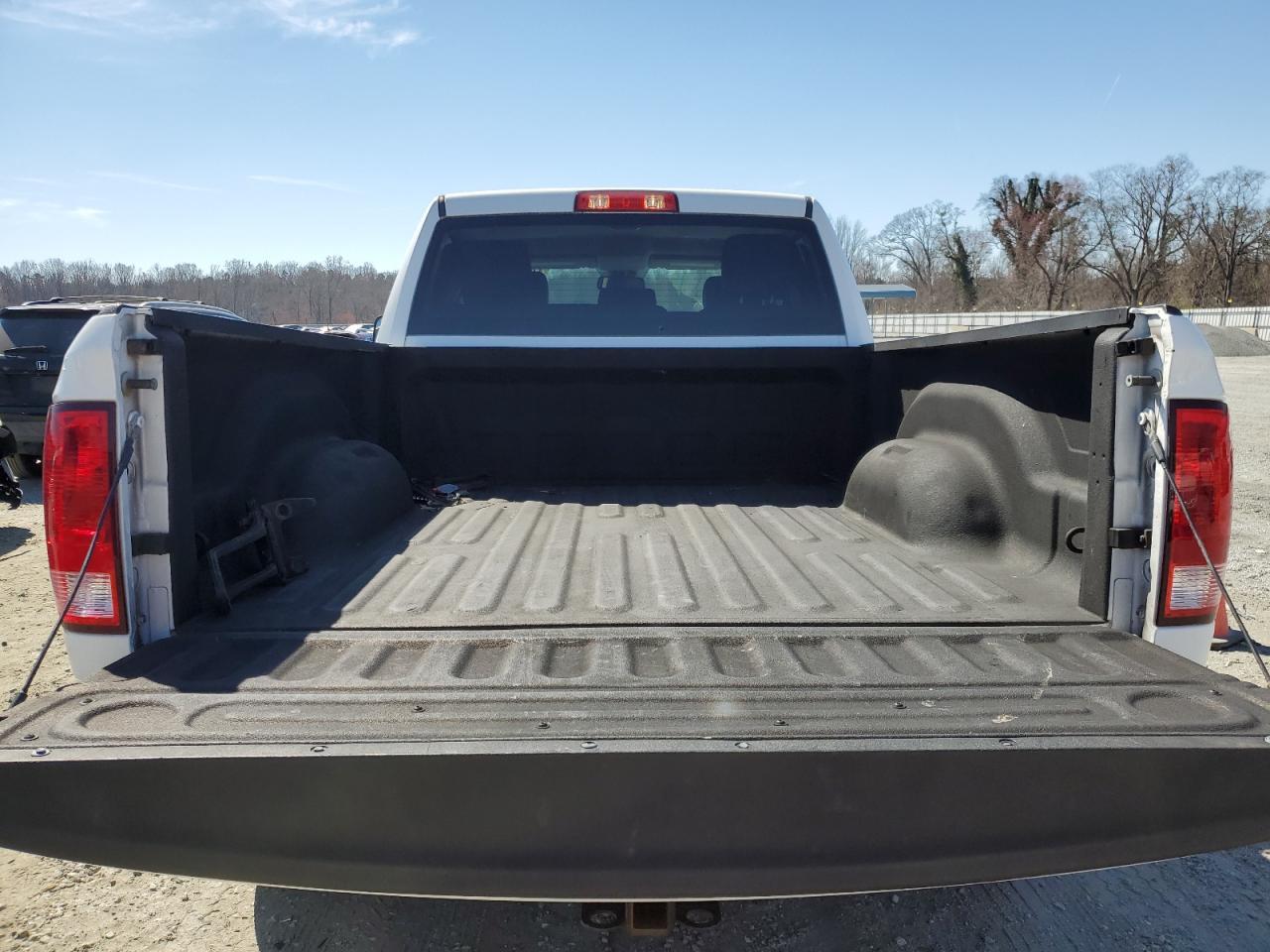 2019 RAM 1500 CLASS - Image 6