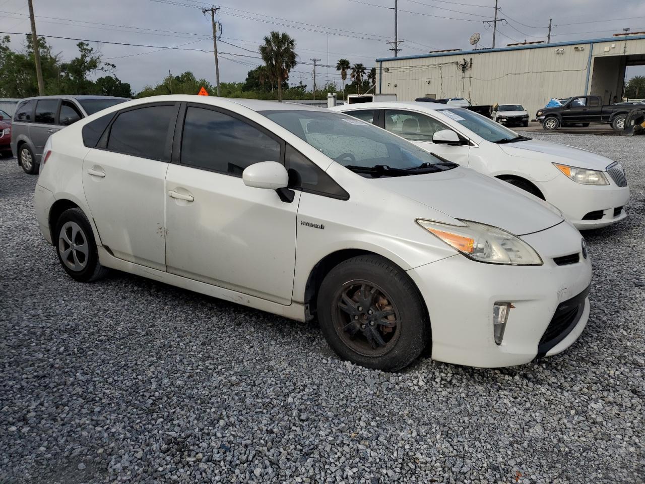 2015 TOYOTA PRIUS - Фото 4