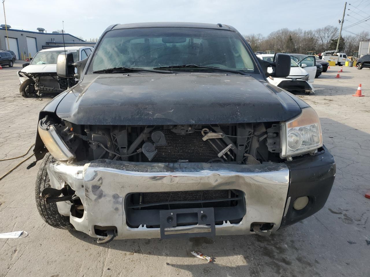 2012 NISSAN TITAN S - Фото 5