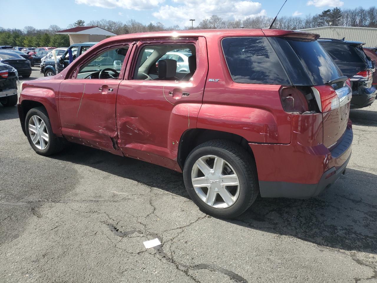 2012 GMC TERRAIN SL - Image 2
