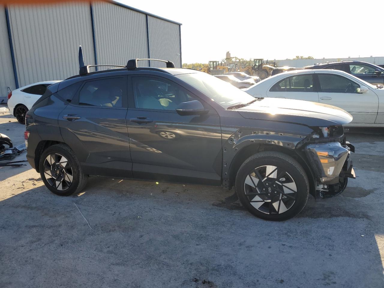 2024 HYUNDAI KONA SEL - Фото 4