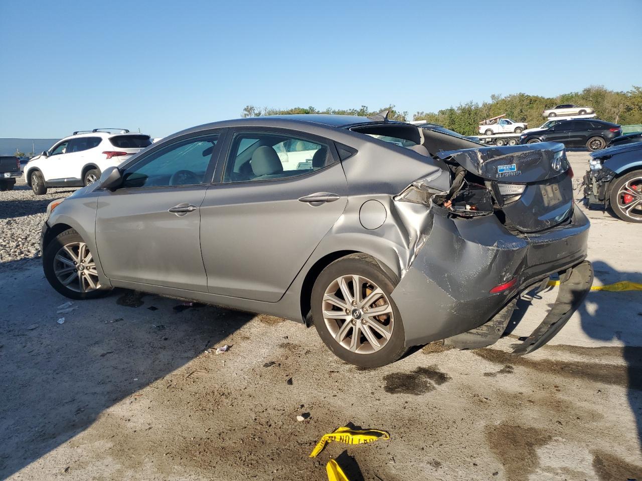 2014 HYUNDAI ELANTRA SE - Image 2