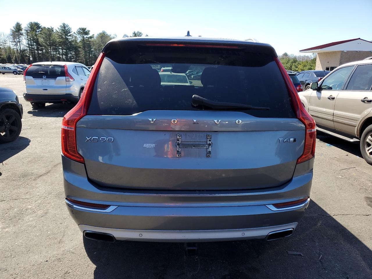 2016 VOLVO XC90 T6 - Фото 6