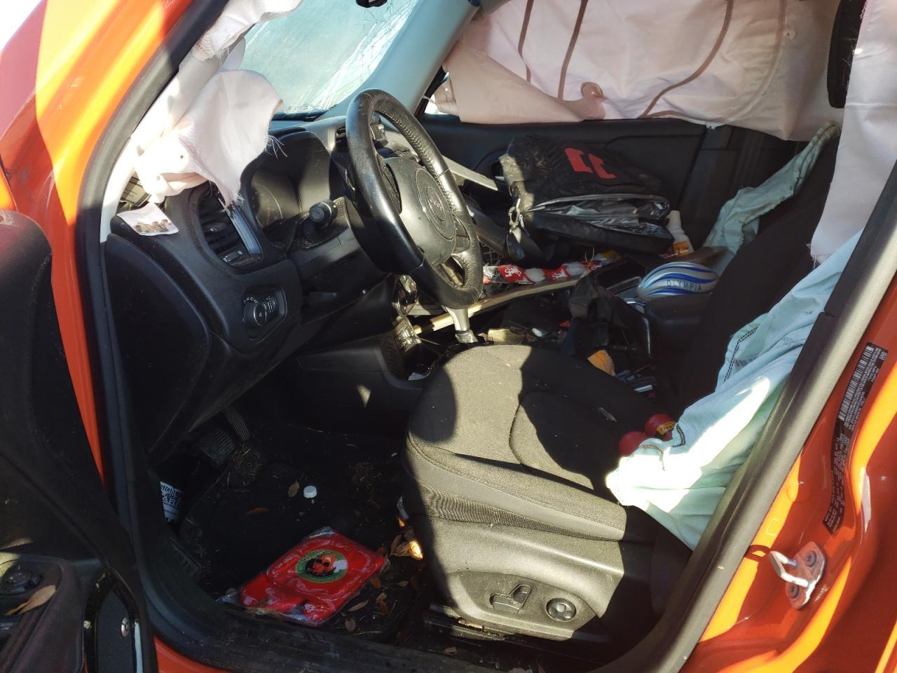 2017 JEEP RENEGADE L - Image 7