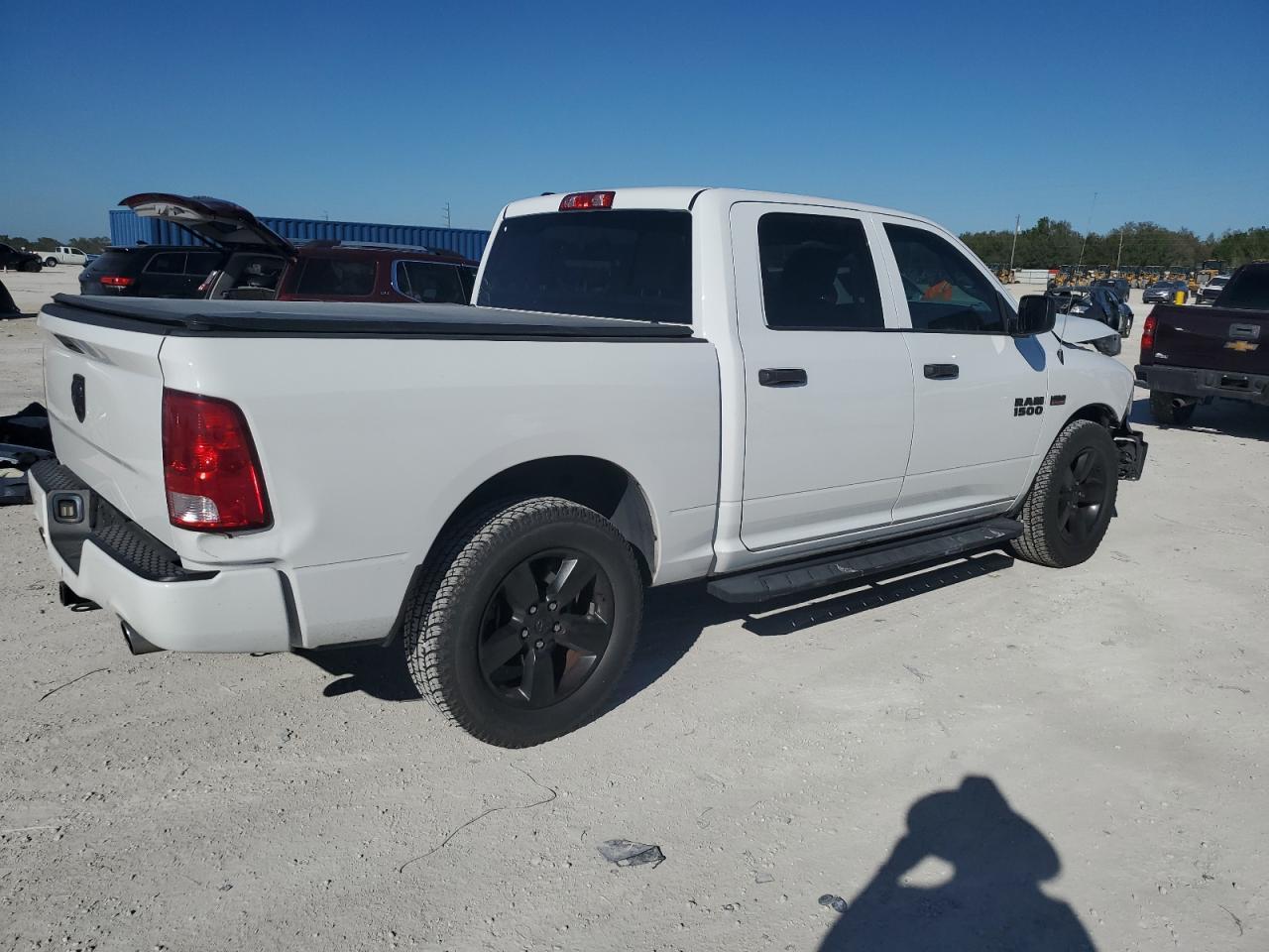 2017 RAM 1500 ST - Image 3