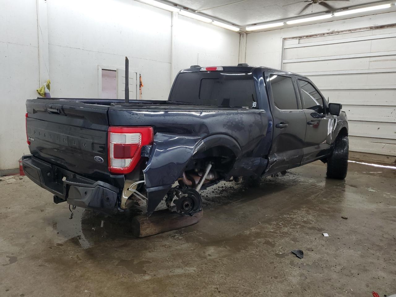 2023 FORD F150 SUPER - Фото 3
