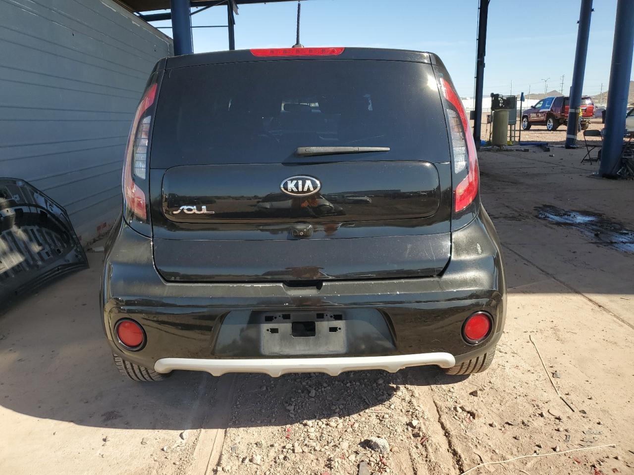 2019 KIA SOUL + - Image 6