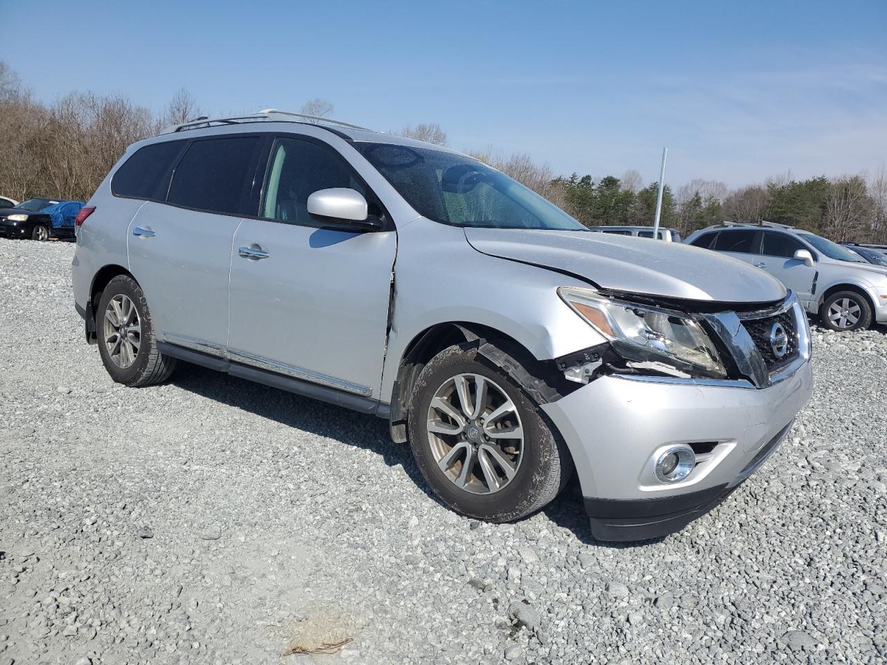 2013 NISSAN PATHFINDER - Image 4