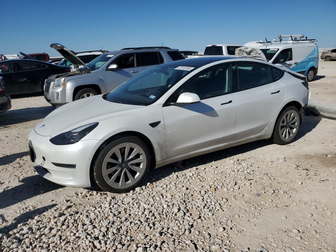 2022 TESLA MODEL 3