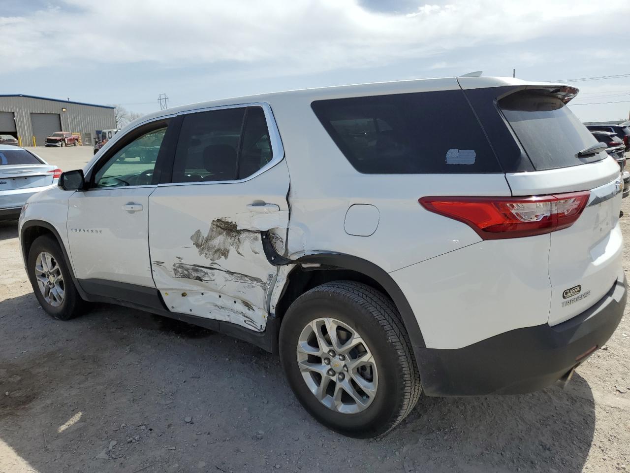 2020 CHEVROLET TRAVERSE L - Фото 2