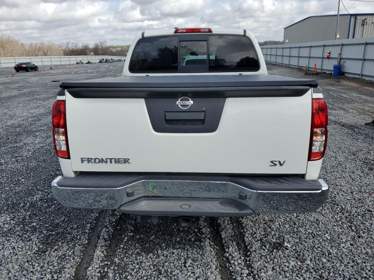 2019 NISSAN FRONTIER S - Фото 6