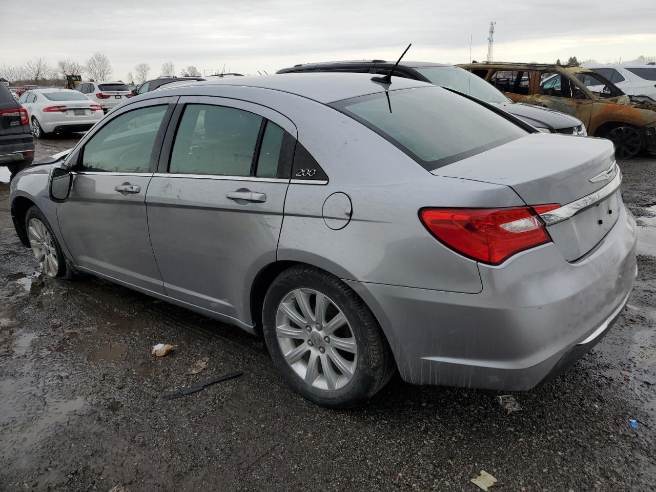 2013 CHRYSLER 200 LX - Фото 2