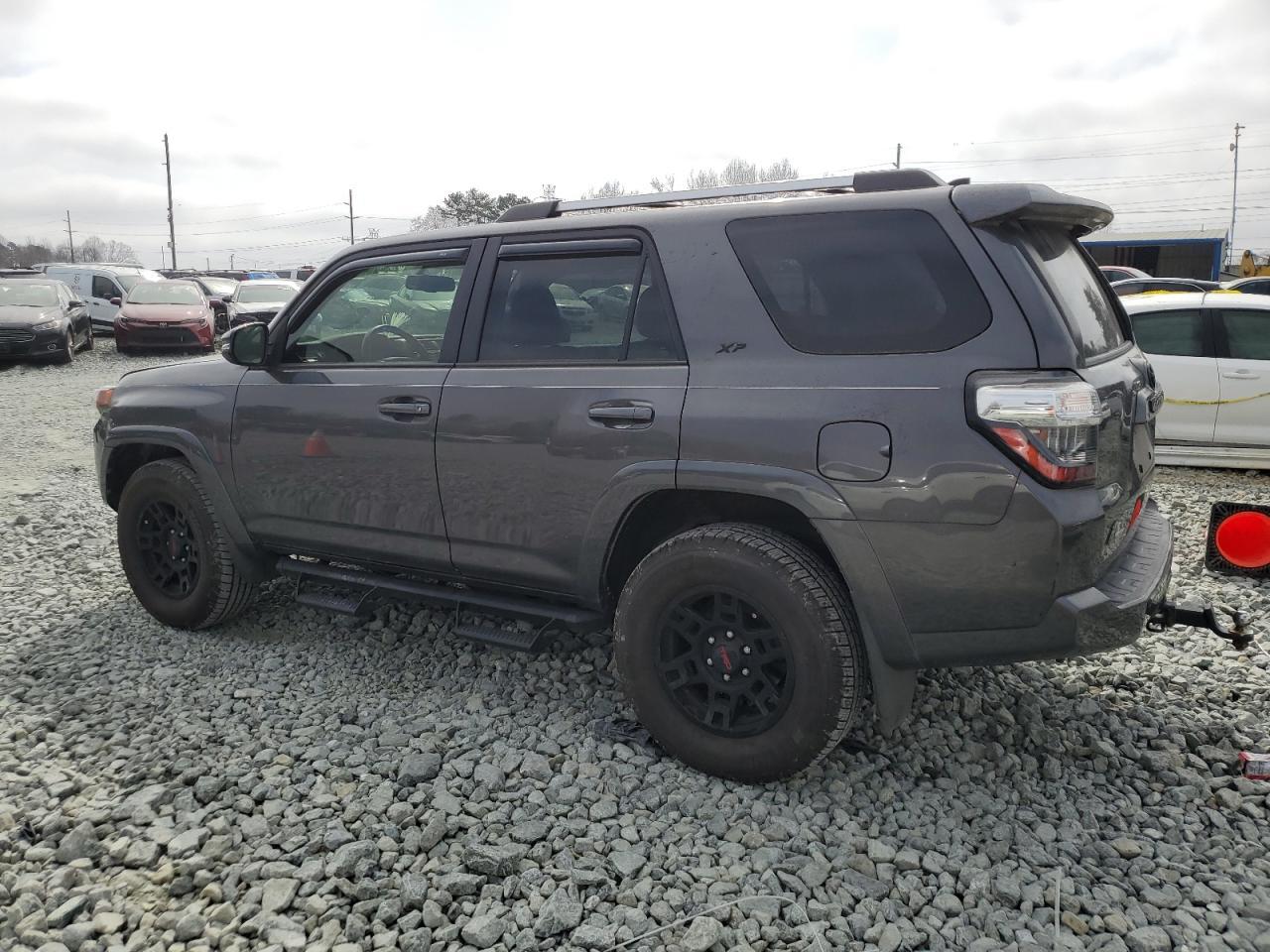 2019 TOYOTA 4RUNNER SR - Фото 2