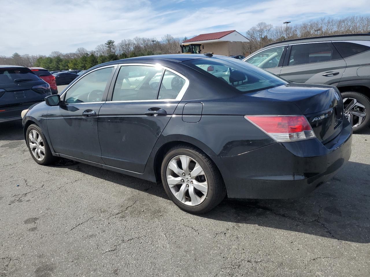 2010 HONDA ACCORD EXL - Image 2
