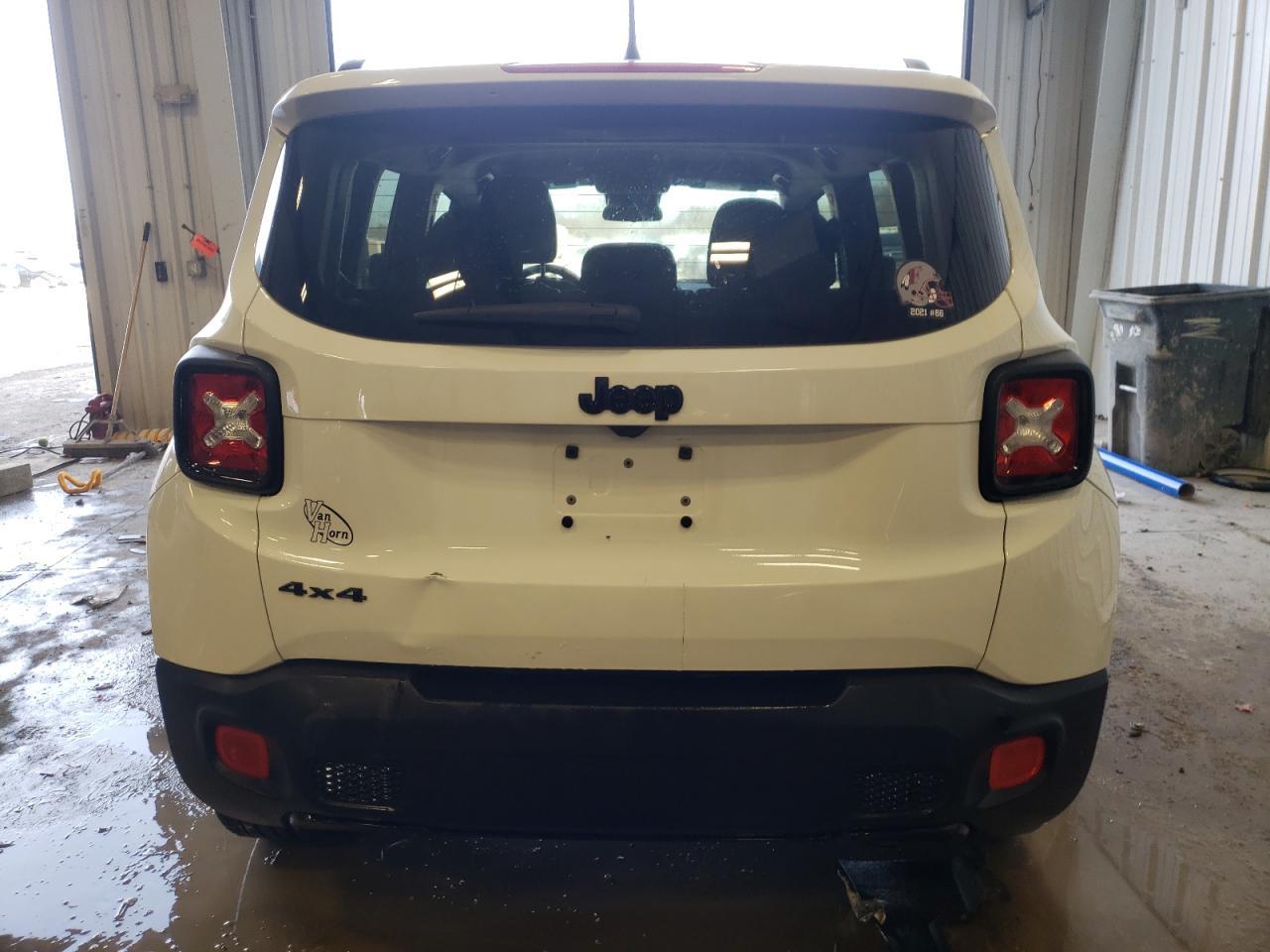 2017 JEEP RENEGADE L - Фото 6