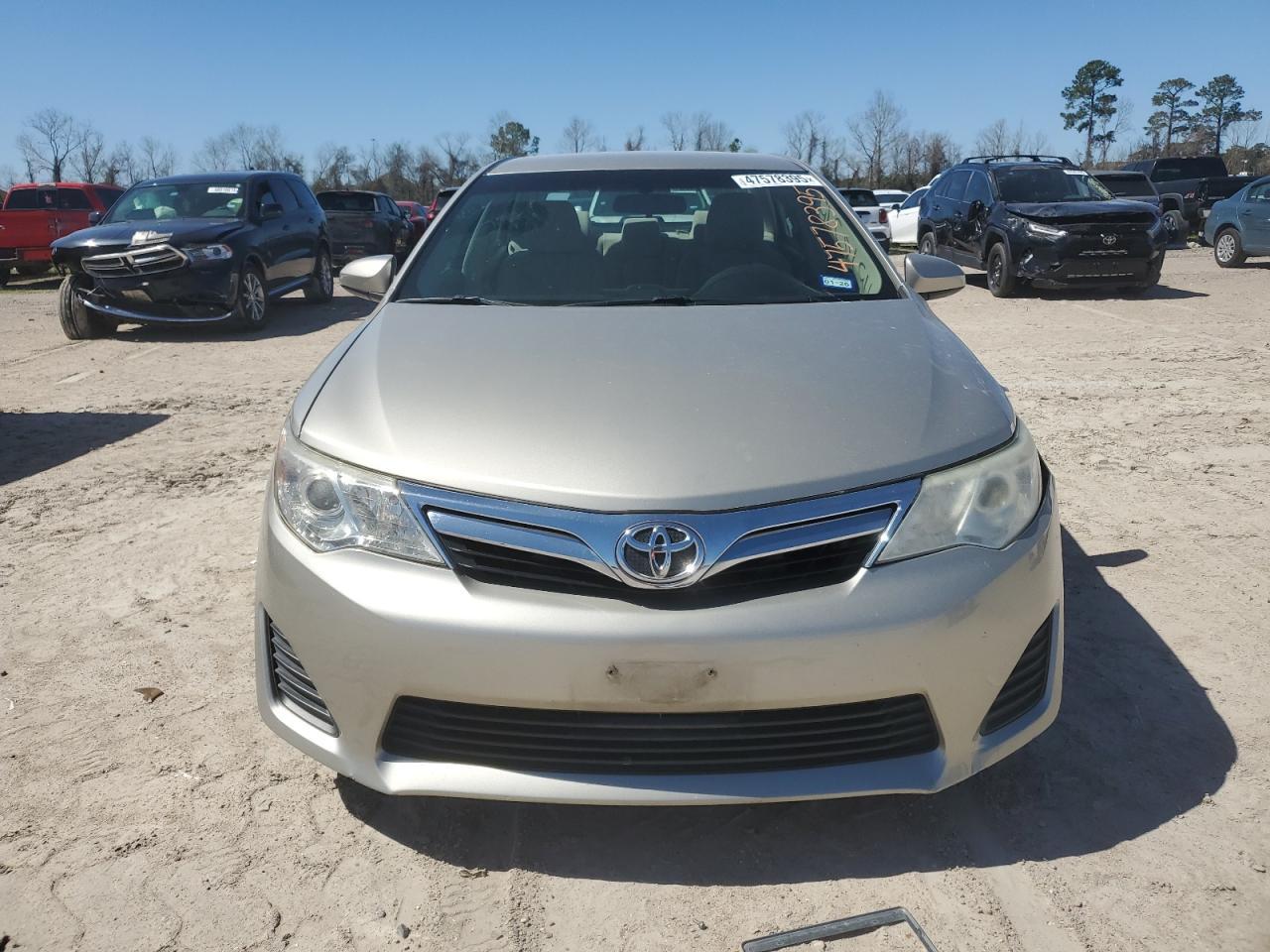 2014 TOYOTA CAMRY L - Image 5