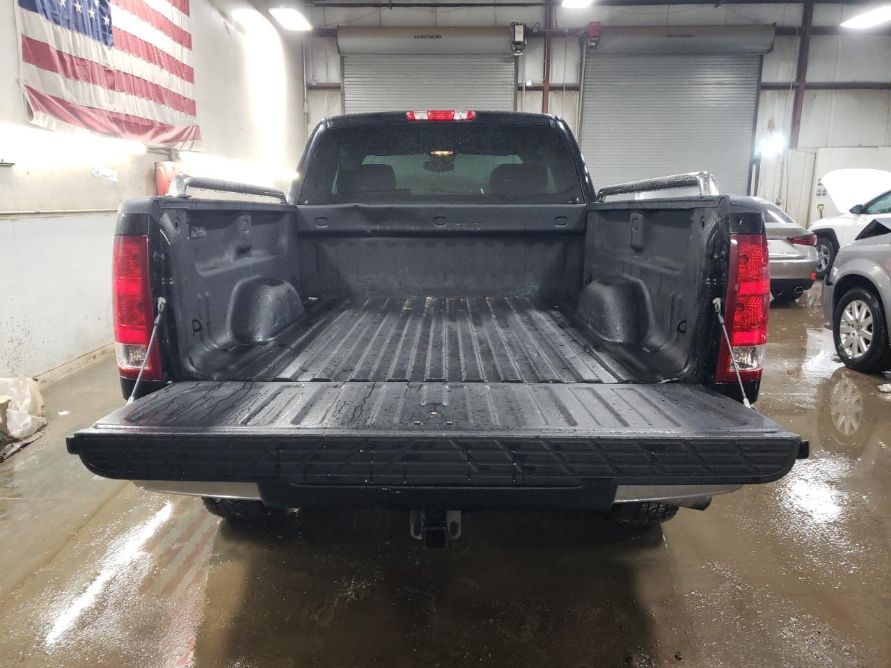 2011 GMC SIERRA K15 - Фото 6
