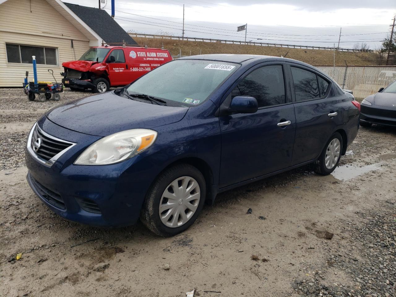 2014 NISSAN VERSA S