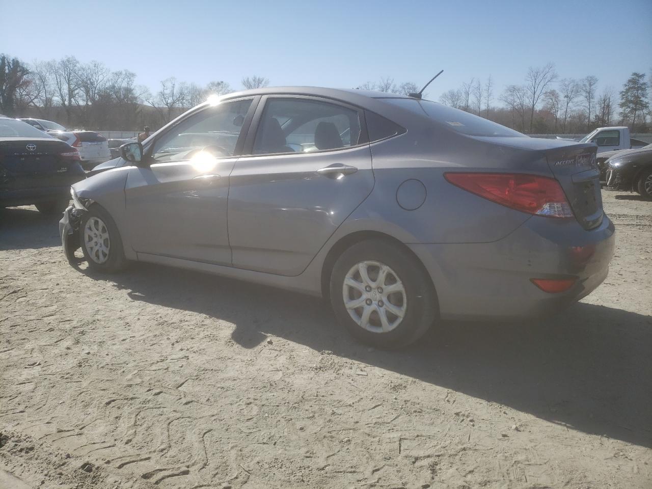 2014 HYUNDAI ACCENT GLS - Image 2