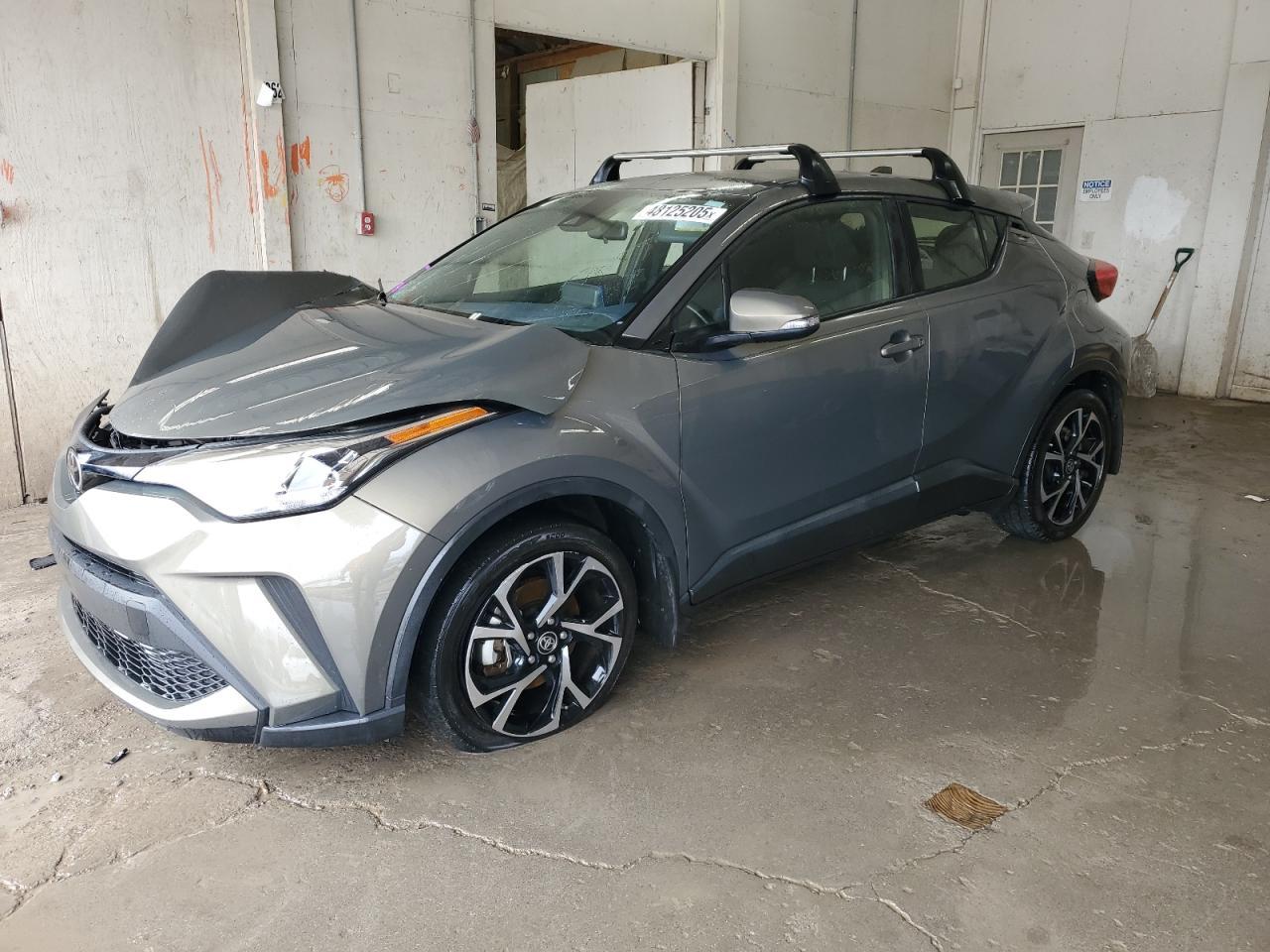 2021 TOYOTA C-HR XLE