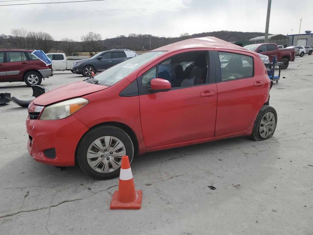 2013 TOYOTA YARIS
