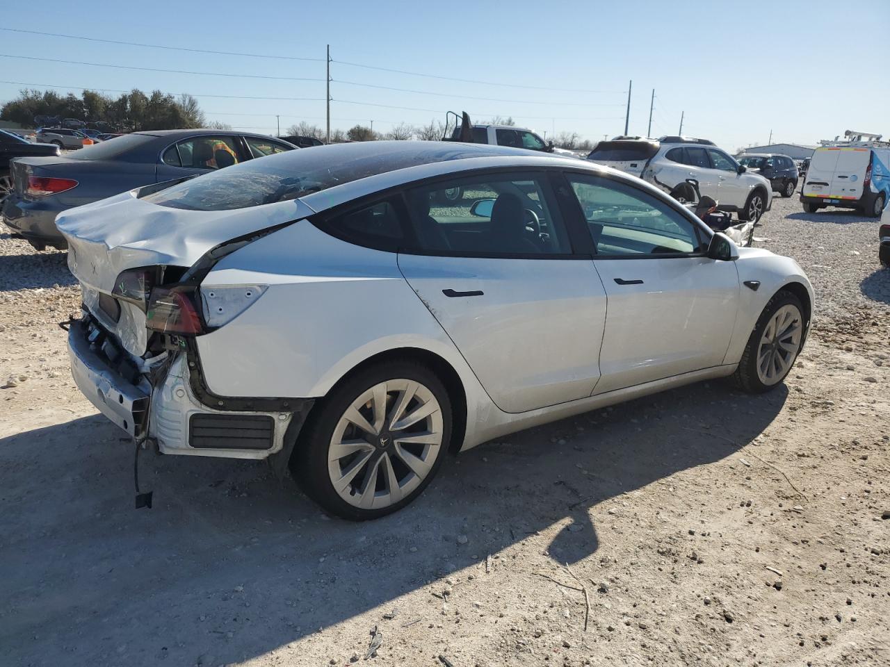2022 TESLA MODEL 3 - Фото 3