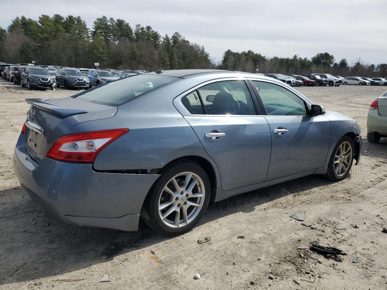 2011 NISSAN MAXIMA S - Фото 3
