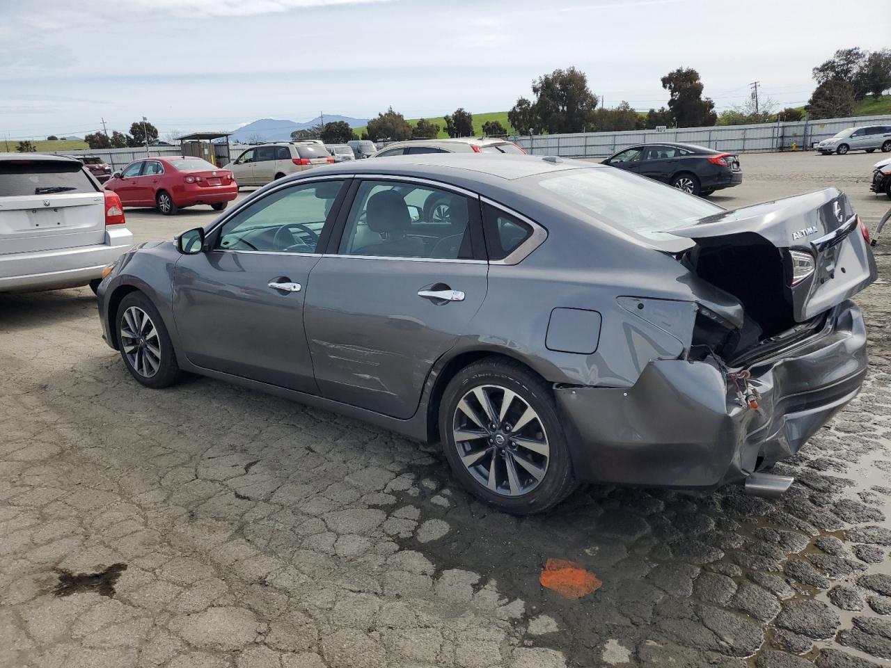 2017 NISSAN ALTIMA 2.5 - Image 2