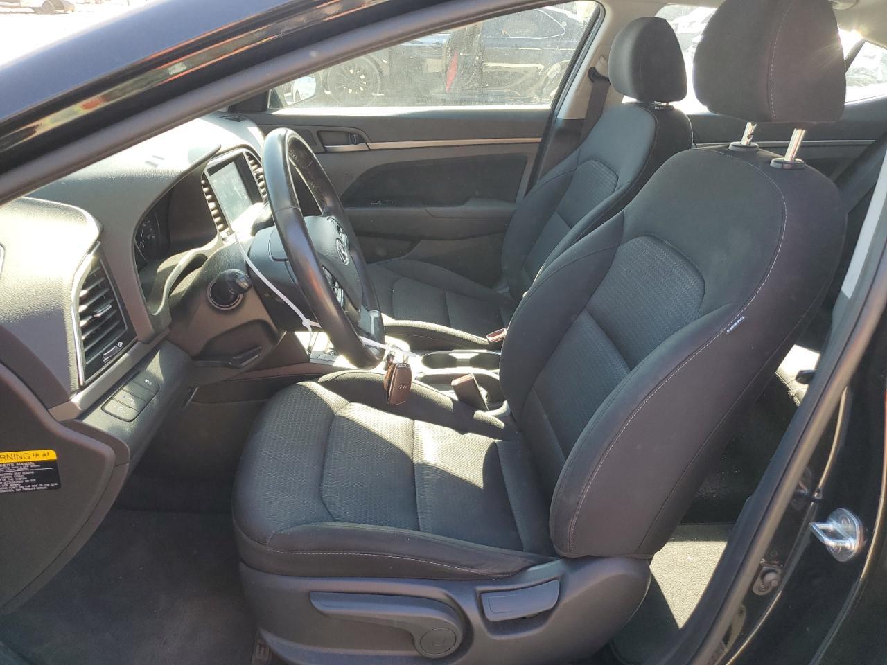 2018 HYUNDAI ELANTRA SE - Фото 7