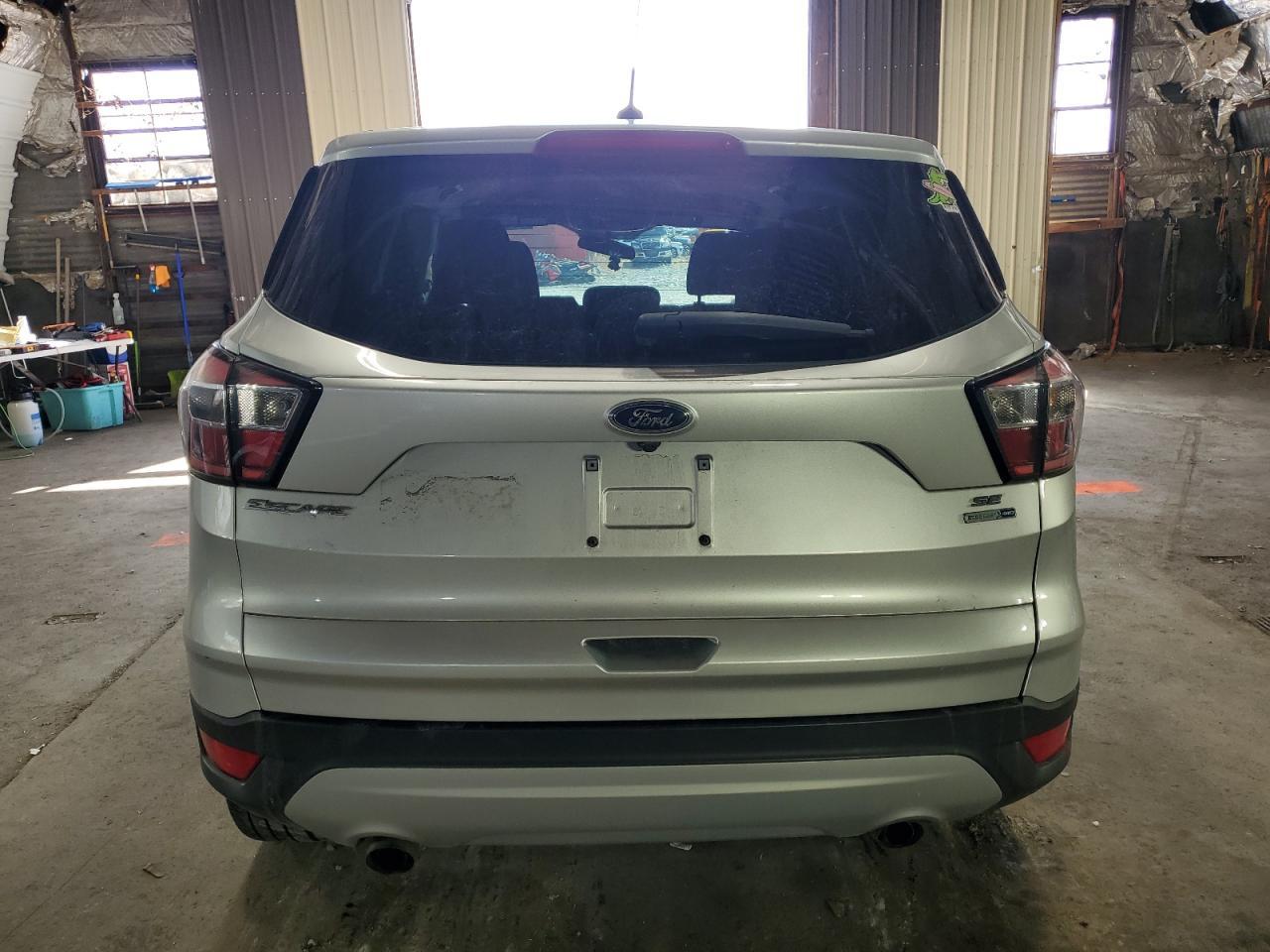 2017 FORD ESCAPE SE - Image 6