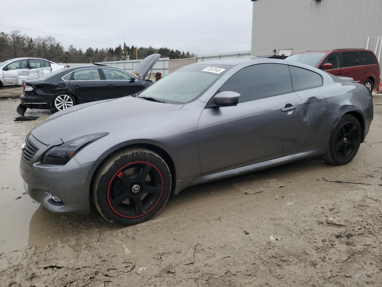 2011 INFINITI G37