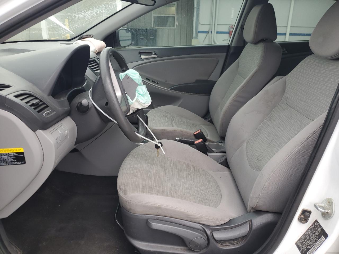 2017 HYUNDAI ACCENT SE - Image 7